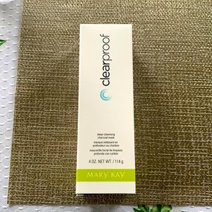 Mary Kay Deep-Cleansing Charcoal Mask
